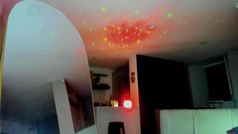 zeus online show from November 15, 6:44 am