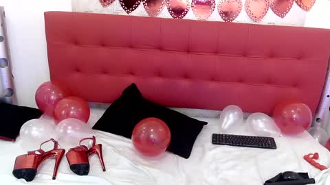 ZHAMIRA  ANDRES online show from February 14, 1:34 am