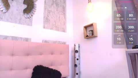 ZHAMIRA  ANDRES online show from July 13, 9:06 pm