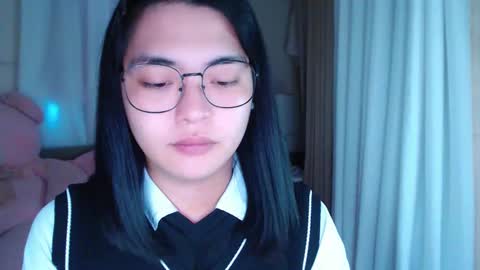 Snapshot of zhaviahale chatting on December 8, 6:22 am im your lovely zhaviabigcock here online show from December 8, 6:22 am