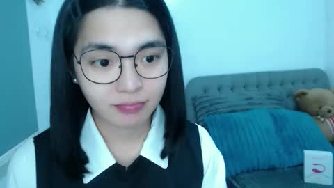 im your lovely zhaviabigcock here online show from November 12, 9:42 am