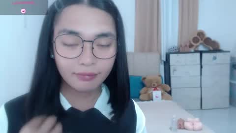 Snapshot of zhaviahale chatting on August 3, 3:05 pm im your lovely zhaviabigcock here online show from August 3, 3:05 pm