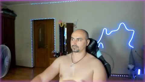 Snapshot of ziesh chatting on June 12, 3:22 pm Ziesh online show from June 12, 3:22 pm