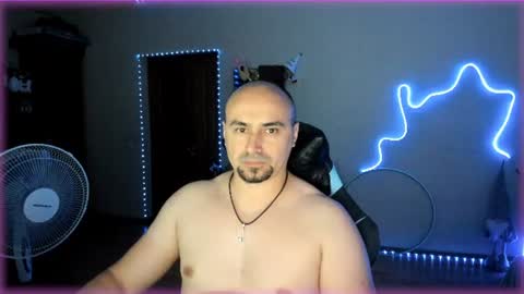 Snapshot of ziesh chatting on June 25, 6:01 pm Ziesh online show from June 25, 6:01 pm