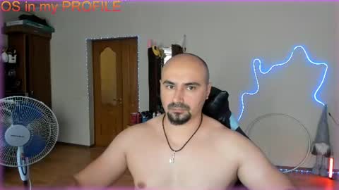 Snapshot of ziesh chatting on July 31, 9:41 am Ziesh online show from July 31, 9:41 am