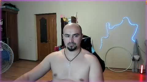 Snapshot of ziesh chatting on August 7, 9:55 am Ziesh online show from August 7, 9:55 am
