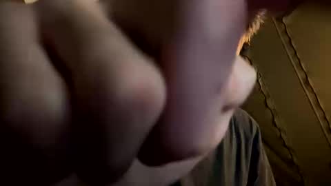 Snapshot of ziggy758084 chatting on March 19, 1:31 am ziggy758084 online show from March 19, 1:31 am