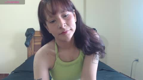 Snapshot of ziggyblunt chatting on May 24, 8:03 pm ziggyblunt online show from May 24, 8:03 pm