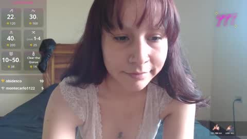 Snapshot of ziggyblunt chatting on May 25, 5:30 pm ziggyblunt online show from May 25, 5:30 pm