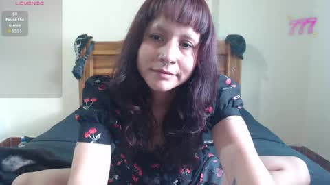 Snapshot of ziggyblunt chatting on June 2, 3:03 pm ziggyblunt online show from June 2, 3:03 pm