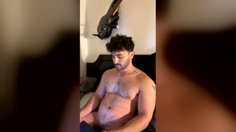 Snapshot of ziir2 chatting on March 1, 8:27 am Ziir online show from March 1, 8:27 am