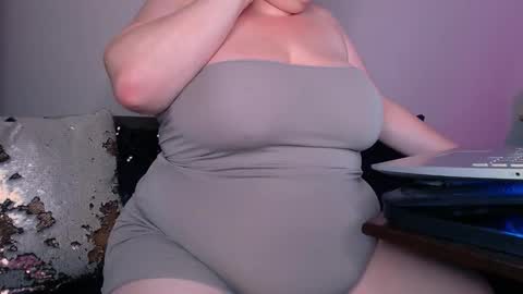 Snapshot of zinacorleone chatting on October 24, 9:00 pm zinacorleone online show from October 24, 9:00 pm