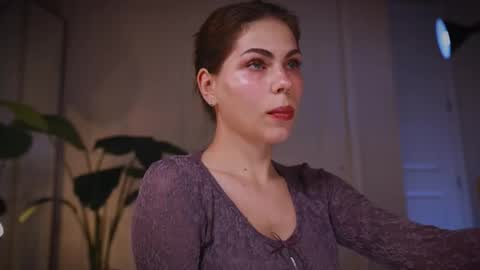 Snapshot of zlicious chatting on January 14, 10:36 pm Zara Join next live at 5PM EST online show from January 14, 10:36 pm