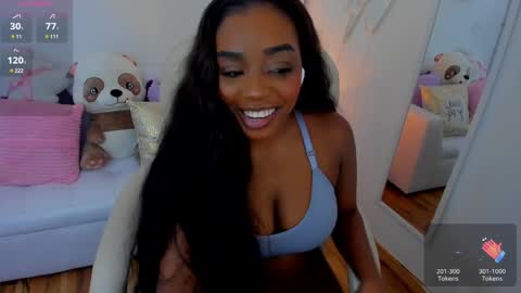 Snapshot of zobe_love chatting on January 24, 5:42 pm Zobe Love online show from January 24, 5:42 pm