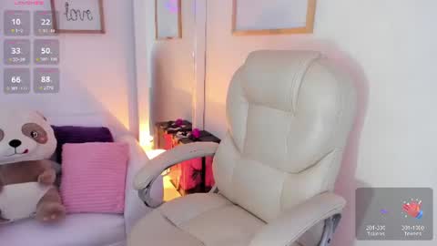 Zobe Love online show from July 1, 4:51 pm
