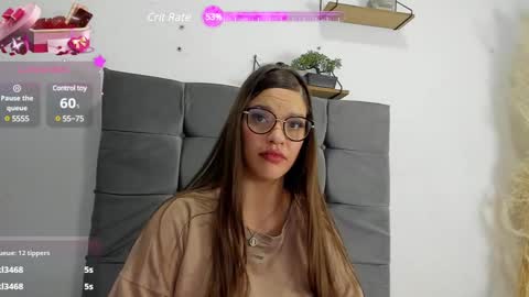 Snapshot of zoe69__ chatting on January 9, 6:38 am ZOE online show from January 9, 6:38 am