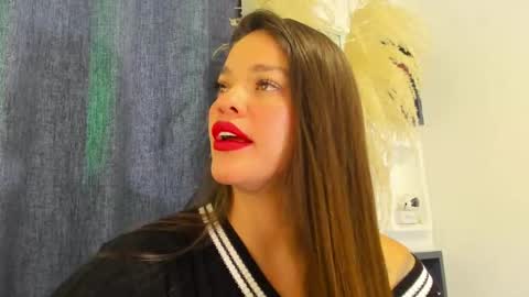 Snapshot of zoe69__ chatting on September 17, 5:20 am ZOE online show from September 17, 5:20 am