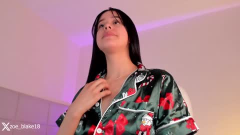 Zoe online show from December 1, 4:29 pm