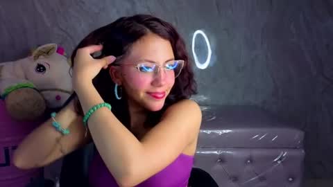 Snapshot of zoe_ch_ chatting on June 27, 3:11 am zoe_ch_ online show from June 27, 3:11 am