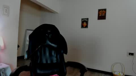 zoe_dear online show from April 30, 10:03 pm