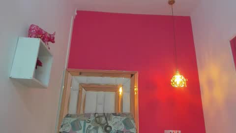 Zoe  online show from February 24, 11:30 am