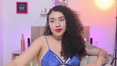 Zoe Gruber online show from November 8, 12:33 am