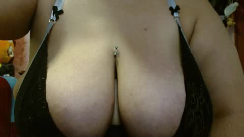 zoe hotxxx online show from July 3, 2:01 pm