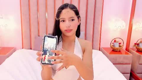 Snapshot of zoe_monrow chatting on June 10, 12:26 pm Zoe Monrow online show from June 10, 12:26 pm