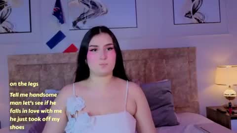Snapshot of zoe_moon__ chatting on June 15, 2:30 pm zoe_moon__ online show from June 15, 2:30 pm
