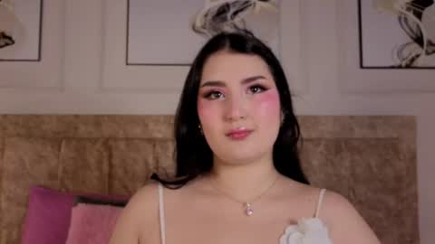 Snapshot of zoe_moon__ chatting on June 24, 11:31 am zoe_moon__ online show from June 24, 11:31 am