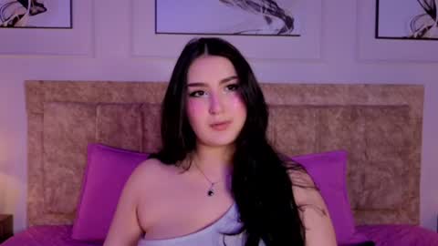Snapshot of zoe_moon__ chatting on July 10, 11:57 am zoe_moon__ online show from July 10, 11:57 am