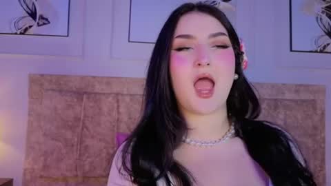 Snapshot of zoe_moon__ chatting on July 21, 2:08 pm zoe_moon__ online show from July 21, 2:08 pm