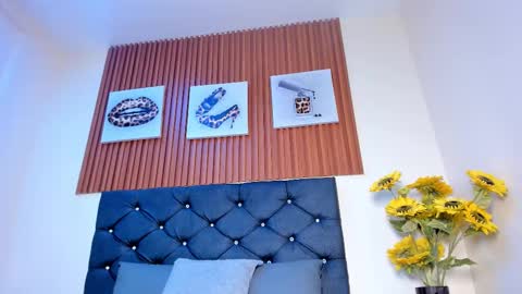 Zoe online show from November 11, 9:37 pm