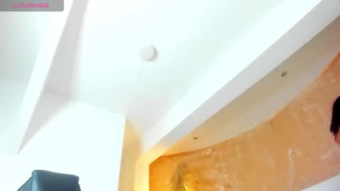 Snapshot of zoe_rose4 chatting on September 21, 7:48 pm zoe_rose4 online show from September 21, 7:48 pm