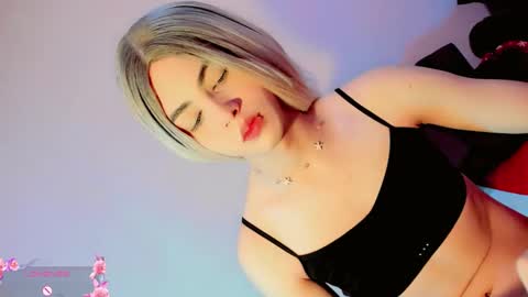 ZOE online show from March 15, 1:17 pm