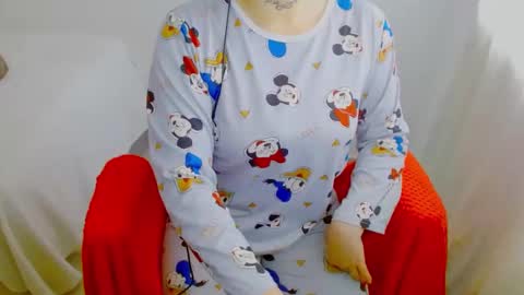 ZOE online show from September 18, 5:04 pm