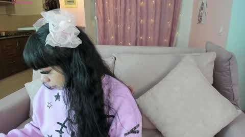 zoe_sullivan_ online show from January 13, 9:19 am