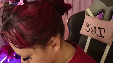zoe_sullivan_ online show from June 28, 9:15 am
