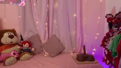 zoe_sullivan_ online show from July 30, 9:08 am