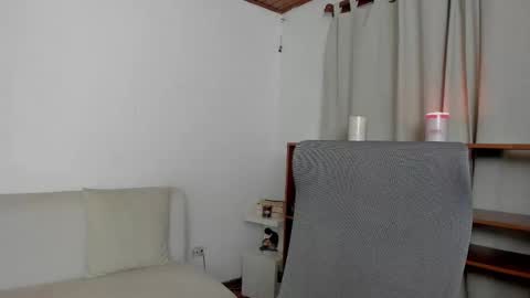 Zoe online show from February 20, 2:41 am