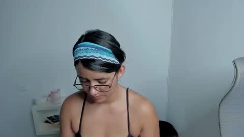 Zoe online show from April 26, 9:34 pm
