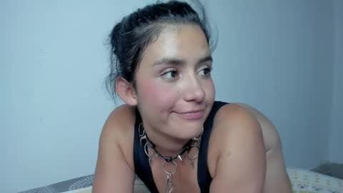 Zoe online show from May 1, 8:46 pm
