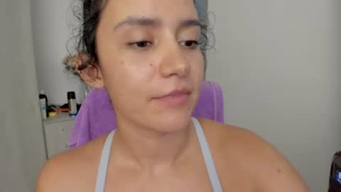 Zoe online show from August 6, 3:30 am