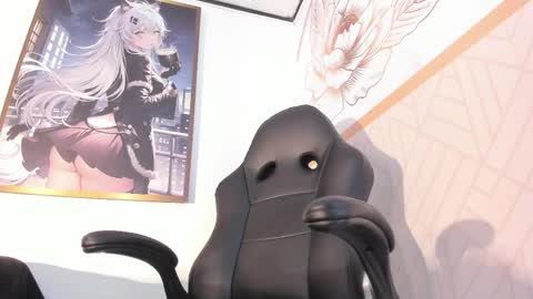 Zoe  online show from June 6, 11:53 pm