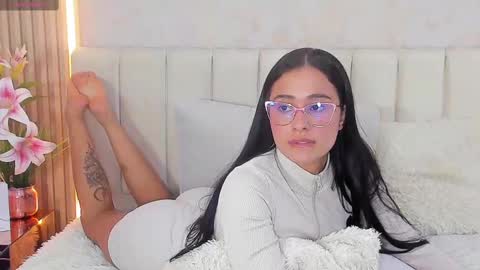 zoebarlowe online show from November 7, 7:14 pm