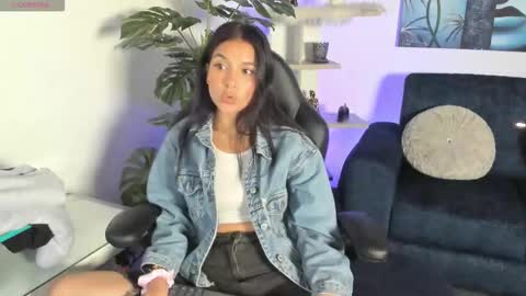 Zoe online show from March 4, 3:01 am