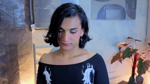 Snapshot of zoee_kiss_ chatting on May 20, 2:29 am ZOE online show from May 20, 2:29 am