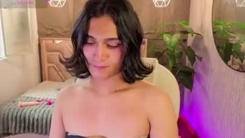 Snapshot of zoee_kiss_ chatting on July 19, 7:50 pm ZOE online show from July 19, 7:50 pm
