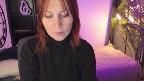 Zoe online show from October 22, 1:33 pm