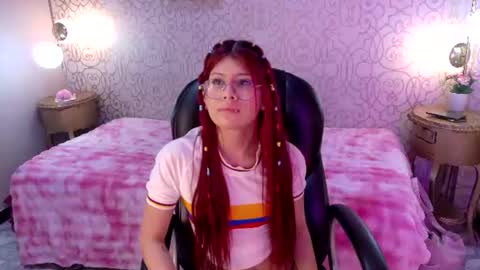 Snapshot of zoeecarter_ chatting on July 3, 11:27 am zoeecarter_ online show from July 3, 11:27 am